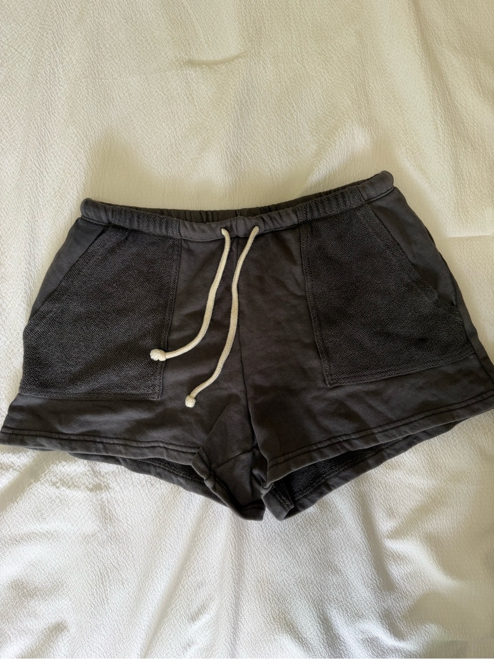 Aerie comfy drawstring shorts with pockets